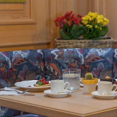 Hotel Miravalle San Lorenzo Dorsino